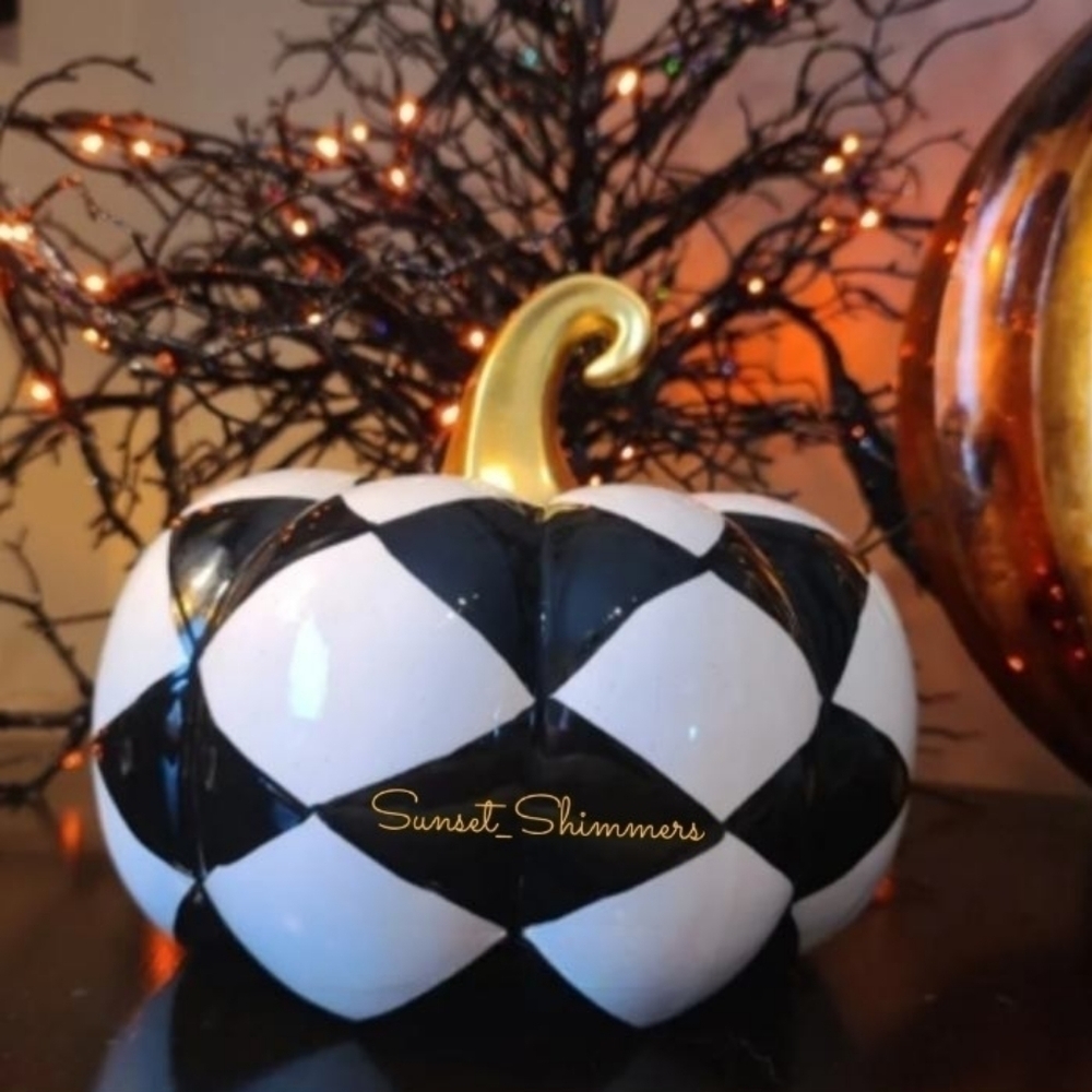 Mackenzie Style Black & White Harlaquin Ceramic Pumpkin Fall Halloween Decor New - Picture 3 of 5